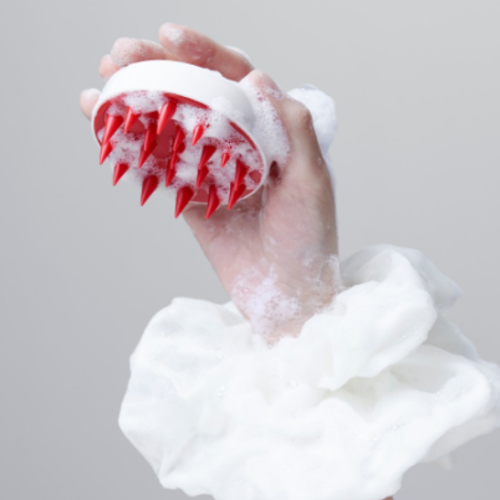 Moev_Scalp_Brush_806da8d2-f939-4ecb-9de7-44a5764f8de7.png
