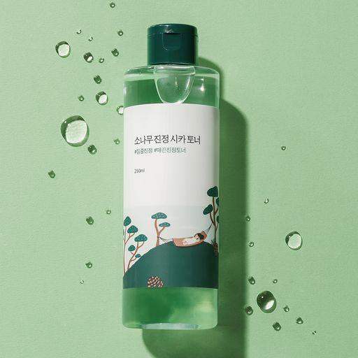 Round Lab Pine Calming Cica Toner - Olive Kollection