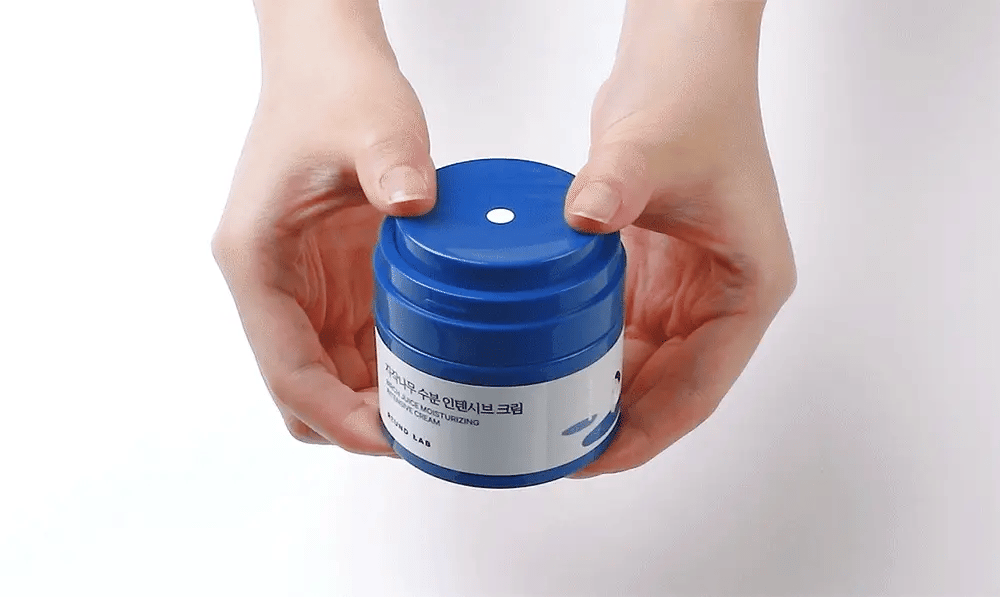 Round Lab Birch Intensive Cream texture – plush cushiony rich cream dry winter skin deeper replenishment absorbs no heaviness K-beauty