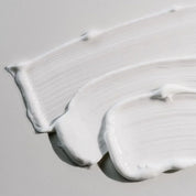 TAMZ Signature Treatment texture – lightweight oil-based silky spreads evenly no heaviness frizz control split ends shine