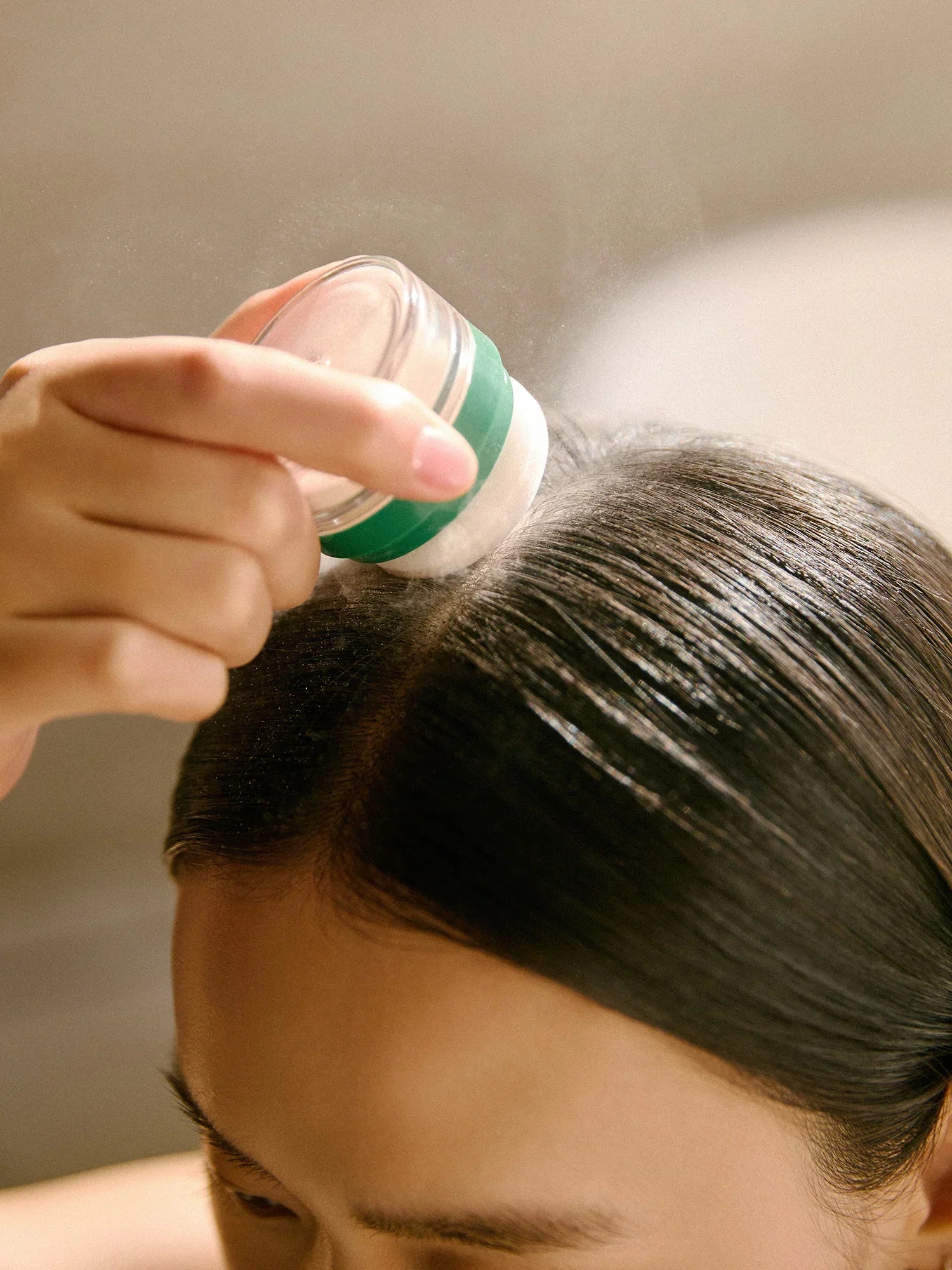 Aromatica Rosemary Dry Shampoo Powder ingredients – rosemary extract rosemary oil biotin panthenol argan oil cotton seed cypress 4-terpineol