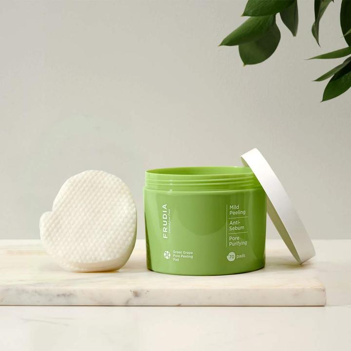 Frudia Green grape Pore Peeling Pad - Olive Kollection